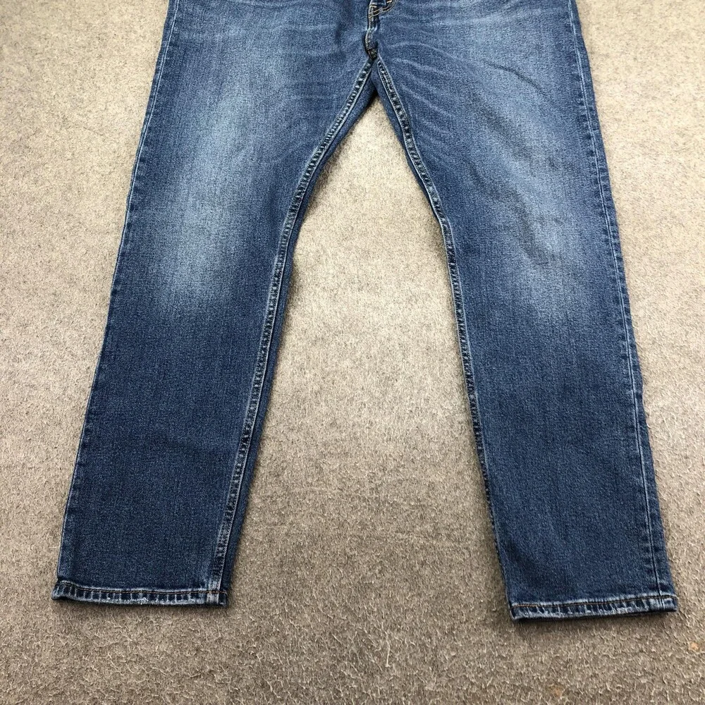 Levis levis 512